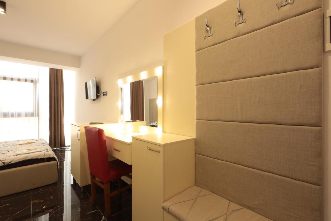 Hotel Ema Tetovo Ngoại thất bức ảnh